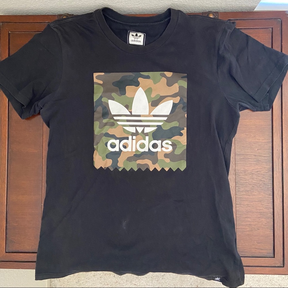 Adidas Trefoil Camo Logo Short Sleeve Tee - M